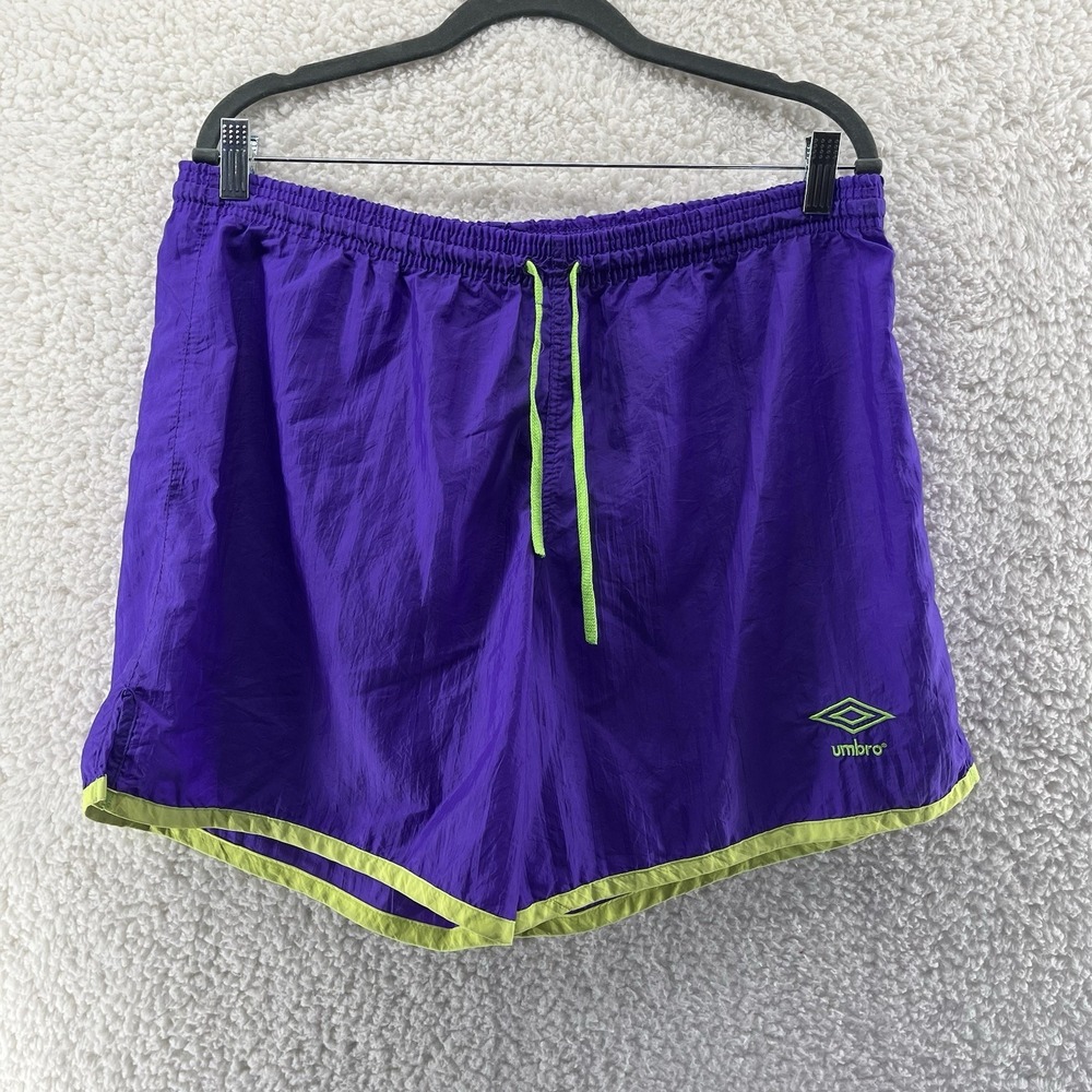 Vintage Umbro Men's Soccer Shorts Purple Lightweight Sz L Nylon Made in USA 90s